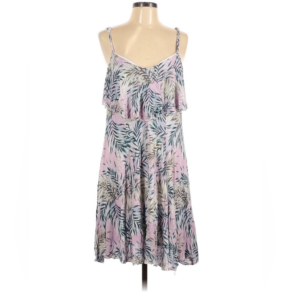 Torrid Ruffle Double V Dress. Size 0 in Torrid